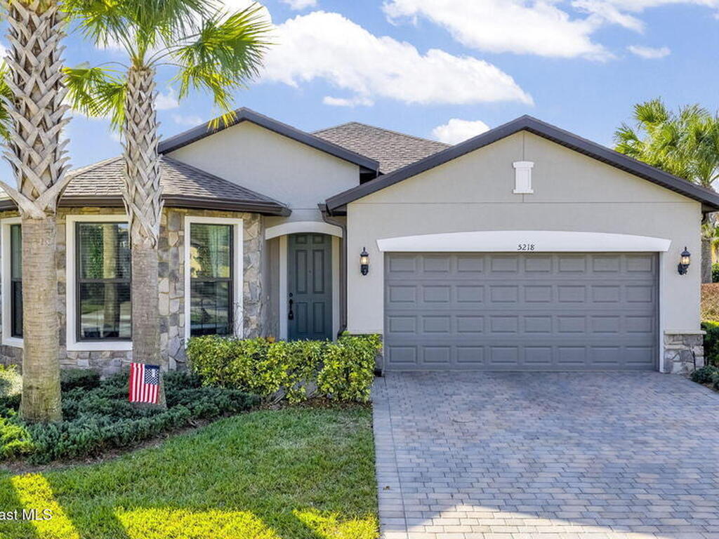 5218 Jasper Square, Vero Beach, FL 32967