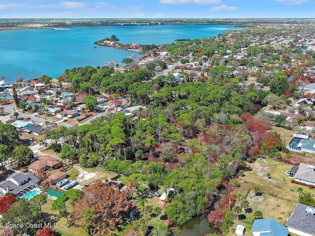 Via Roma, Merritt Island, FL 32952