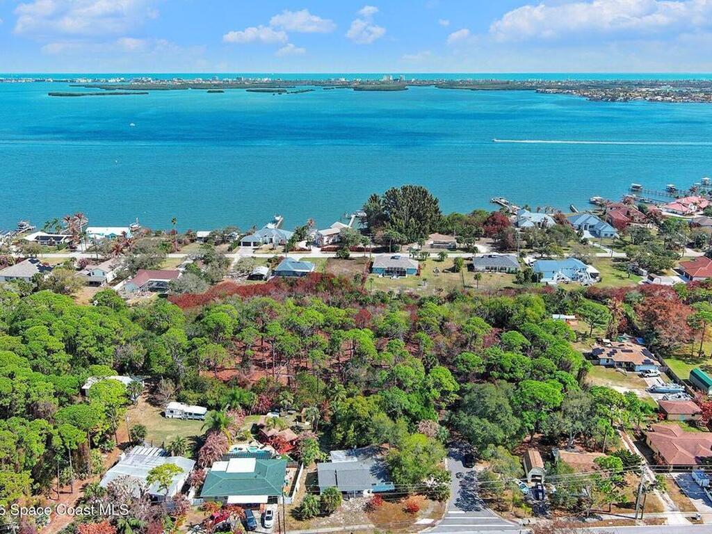 Via Roma, Merritt Island, FL 32952