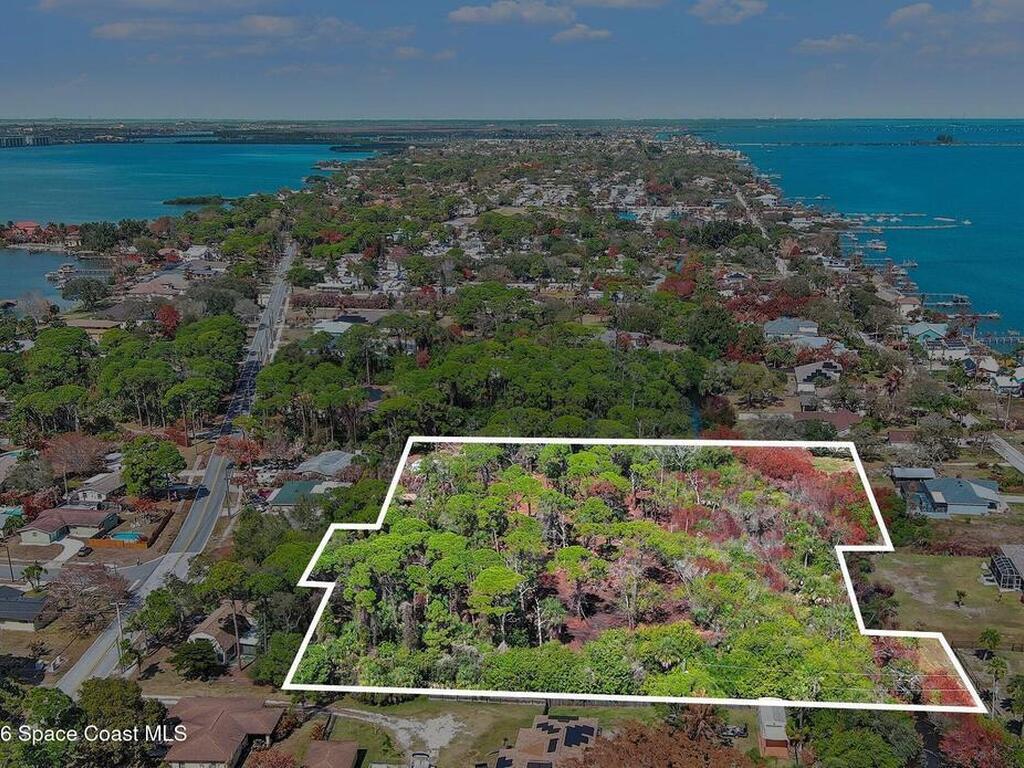 Via Roma, Merritt Island, FL 32952