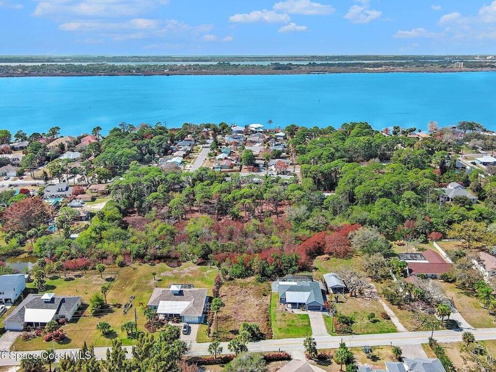 Via Roma, Merritt Island, FL 32952