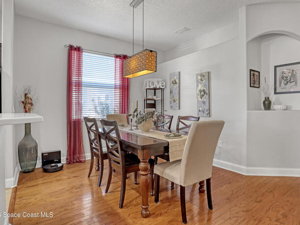 1410 Bridgeport Circle, Rockledge, FL 32955