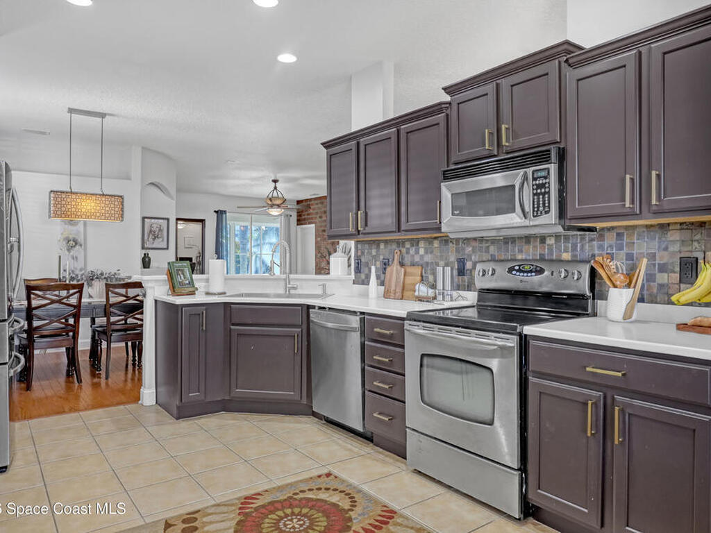 1410 Bridgeport Circle, Rockledge, FL 32955