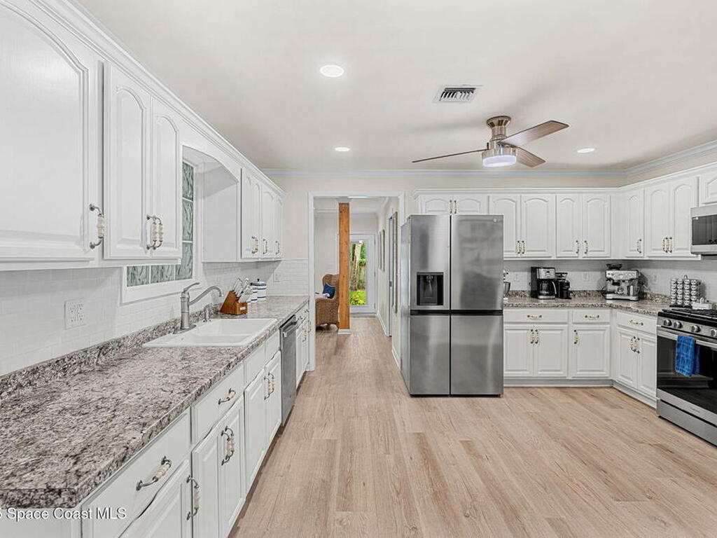 148 Easy Street, Melbourne, FL 32934