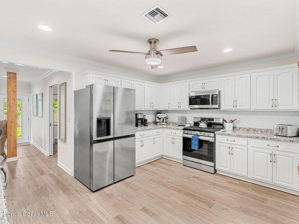 148 Easy Street, Melbourne, FL 32934