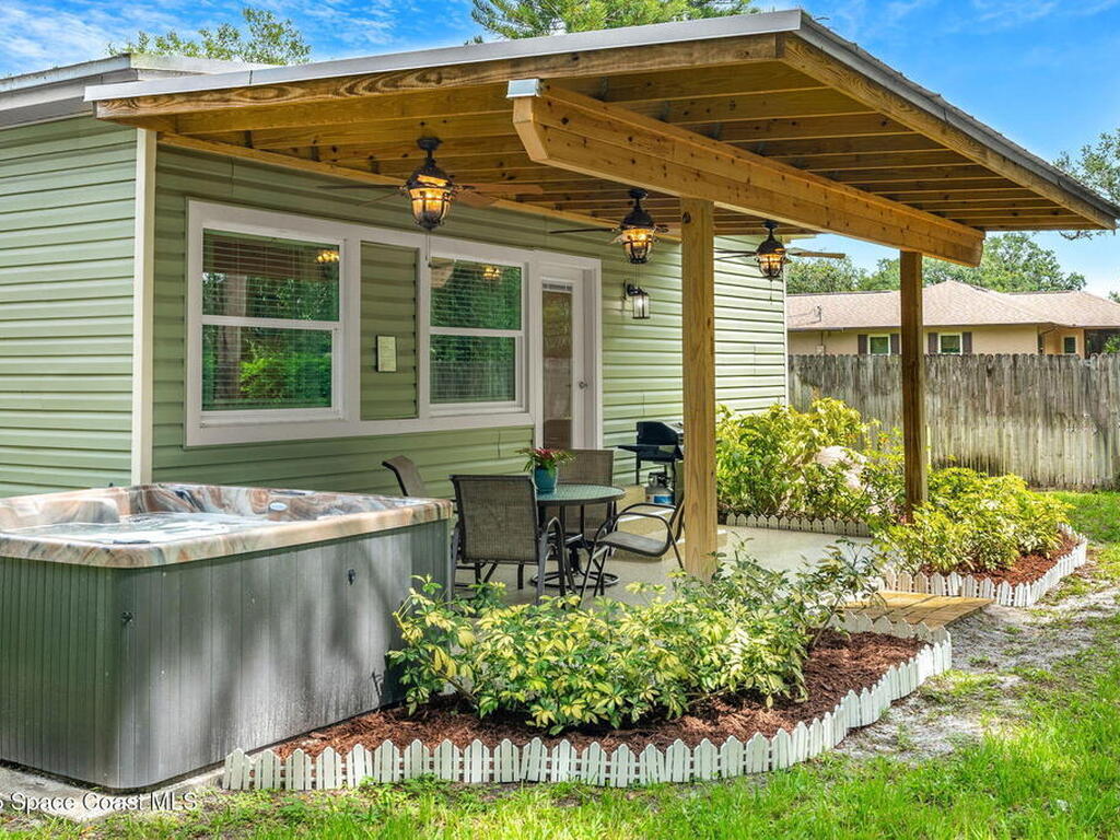 148 Easy Street, Melbourne, FL 32934