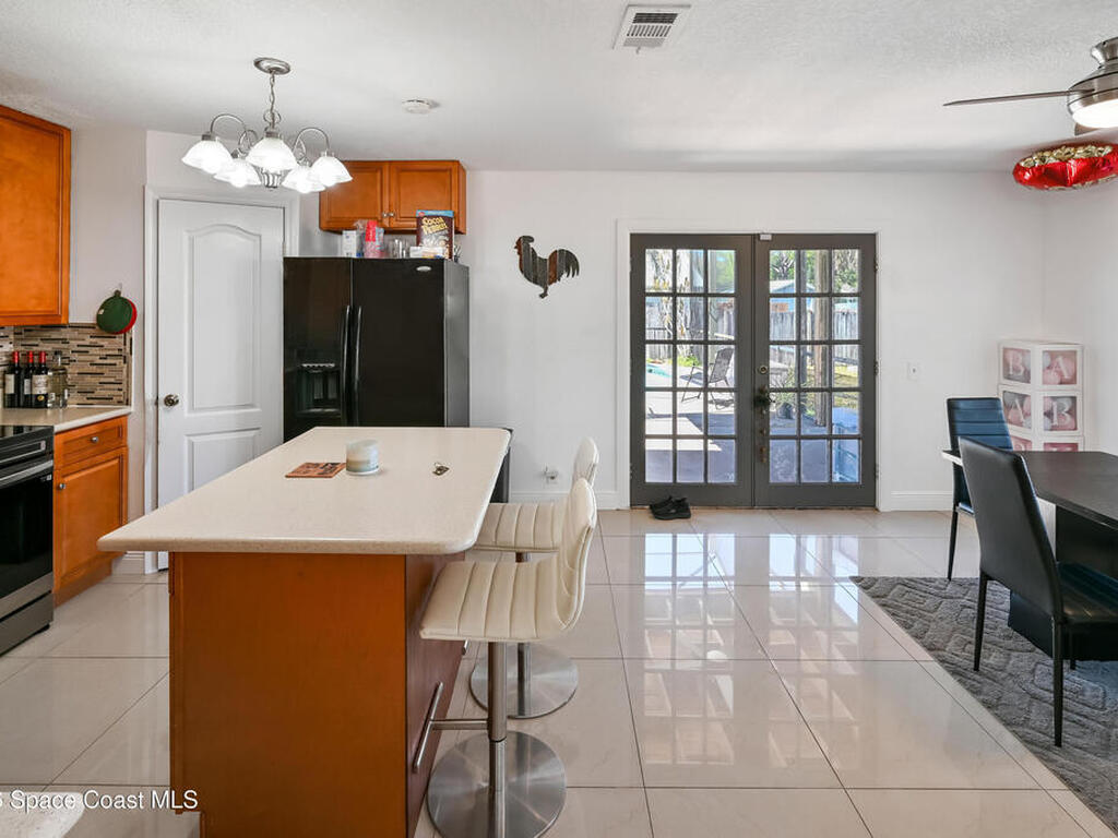 1060 Mina Avenue, Palm Bay, FL 32907