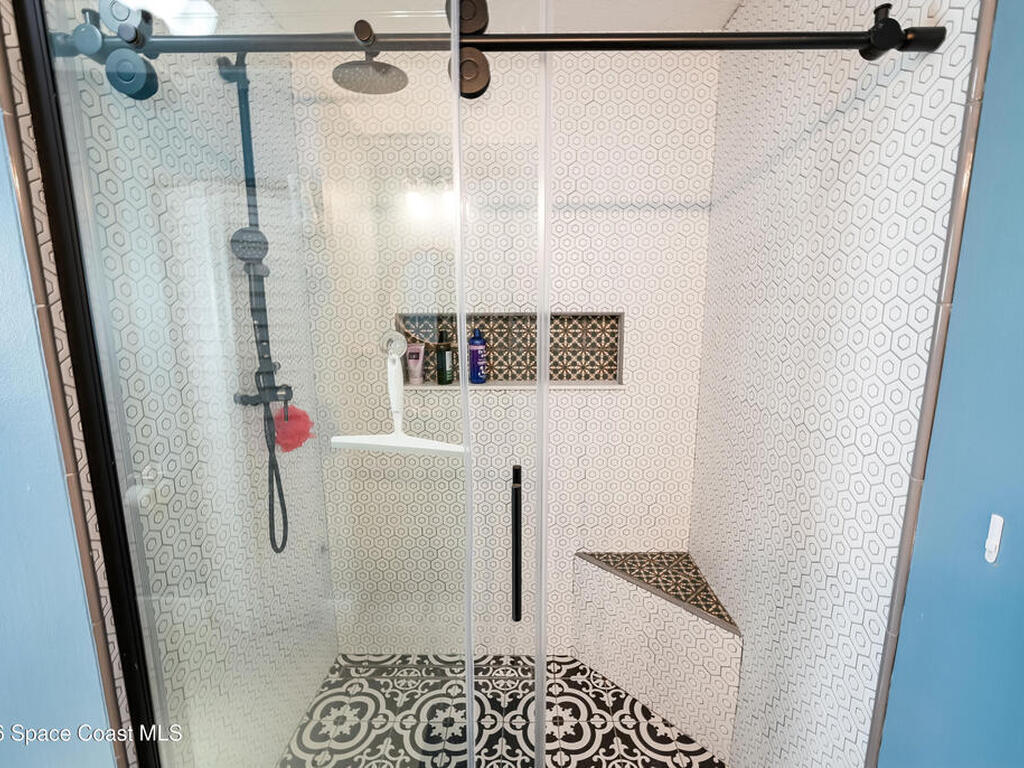 1060 Mina Avenue, Palm Bay, FL 32907