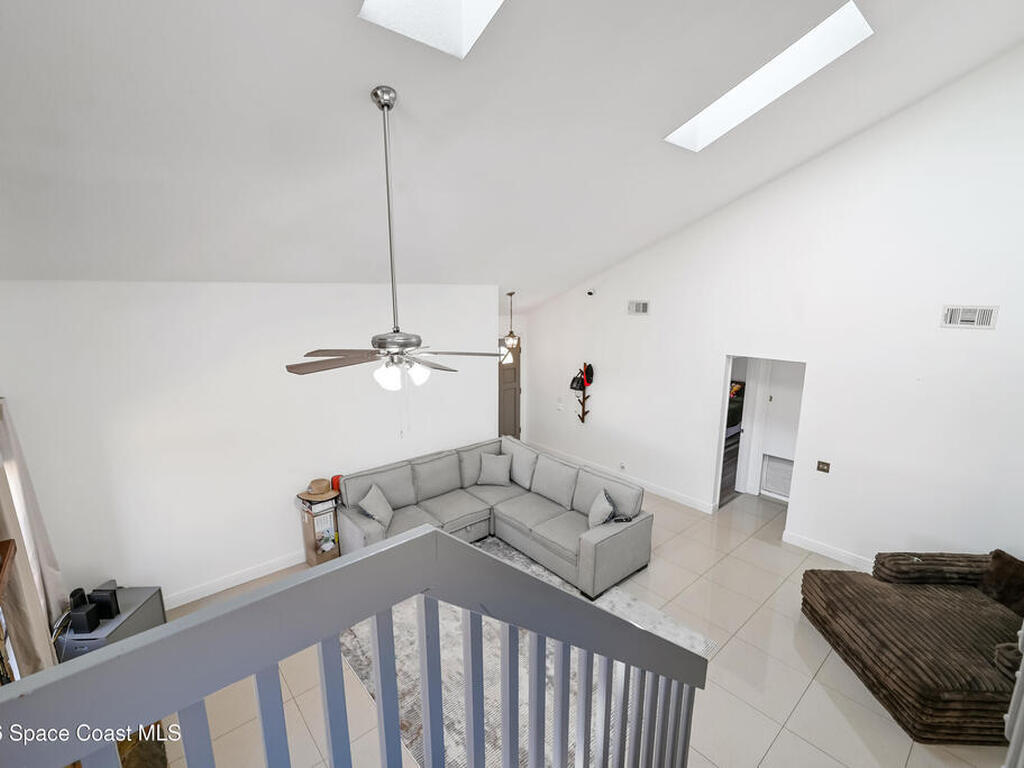 1060 Mina Avenue, Palm Bay, FL 32907