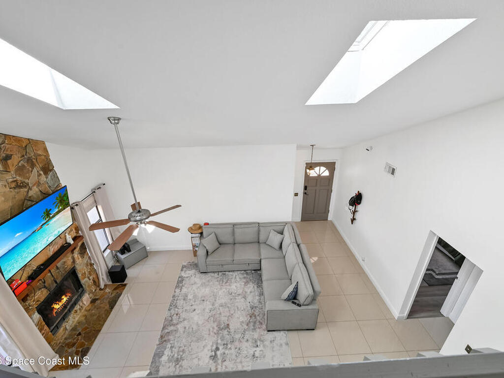 1060 Mina Avenue, Palm Bay, FL 32907