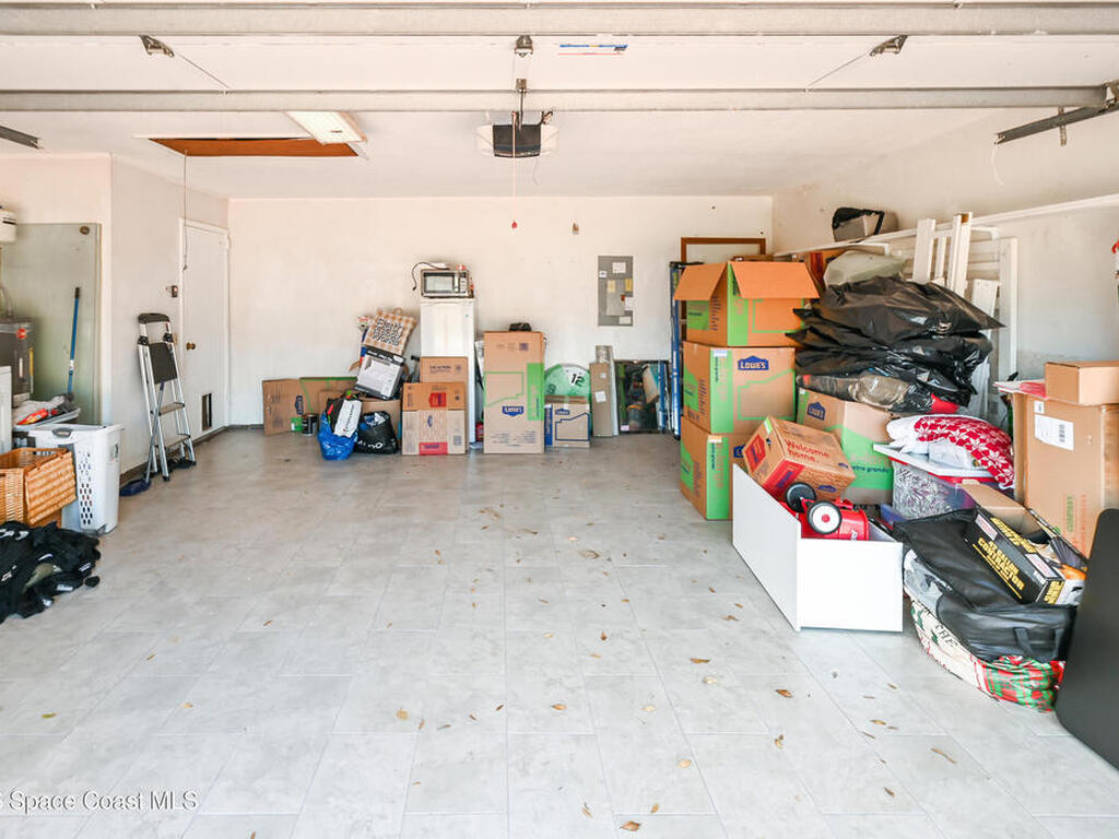 1060 Mina Avenue, Palm Bay, FL 32907