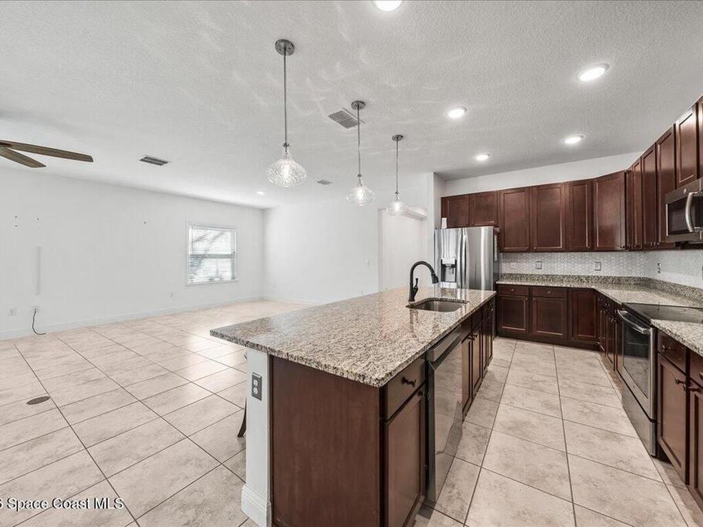 2407 Fallon Boulevard, Palm Bay, FL 32907