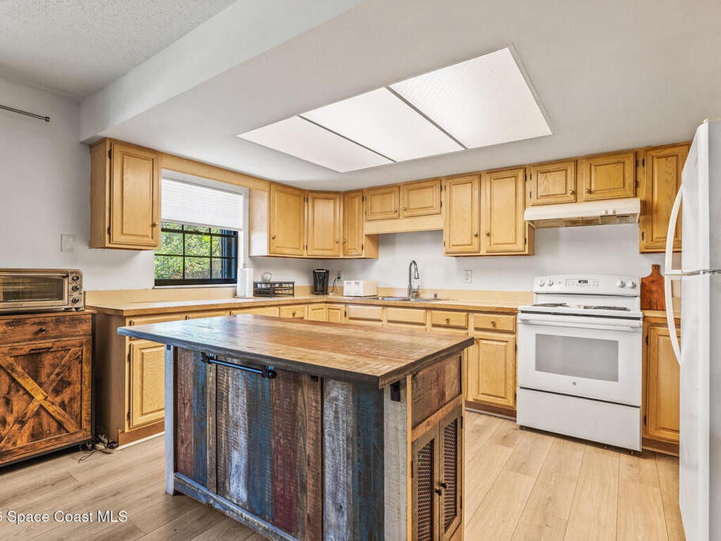 1134 37th Avenue, Vero Beach, FL 32968