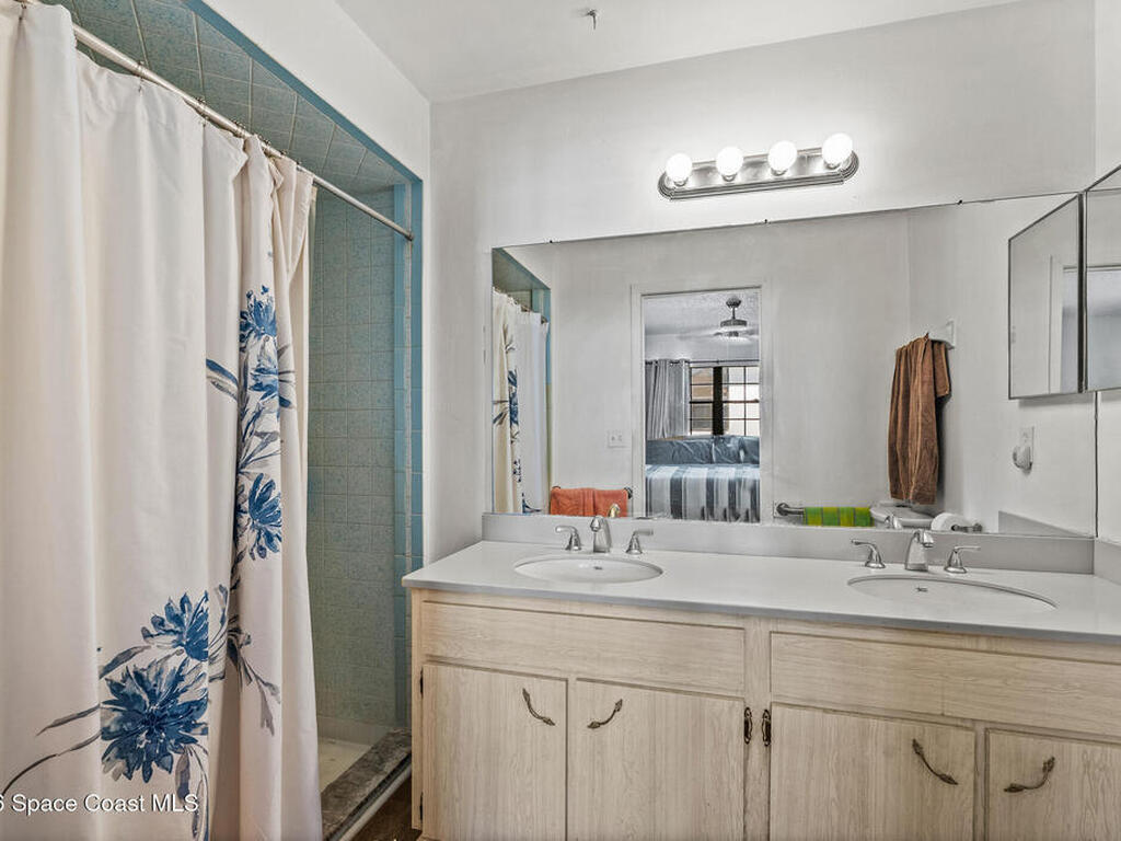 1134 37th Avenue, Vero Beach, FL 32968