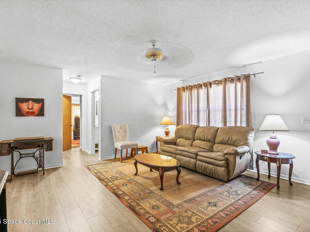 1134 37th Avenue, Vero Beach, FL 32968