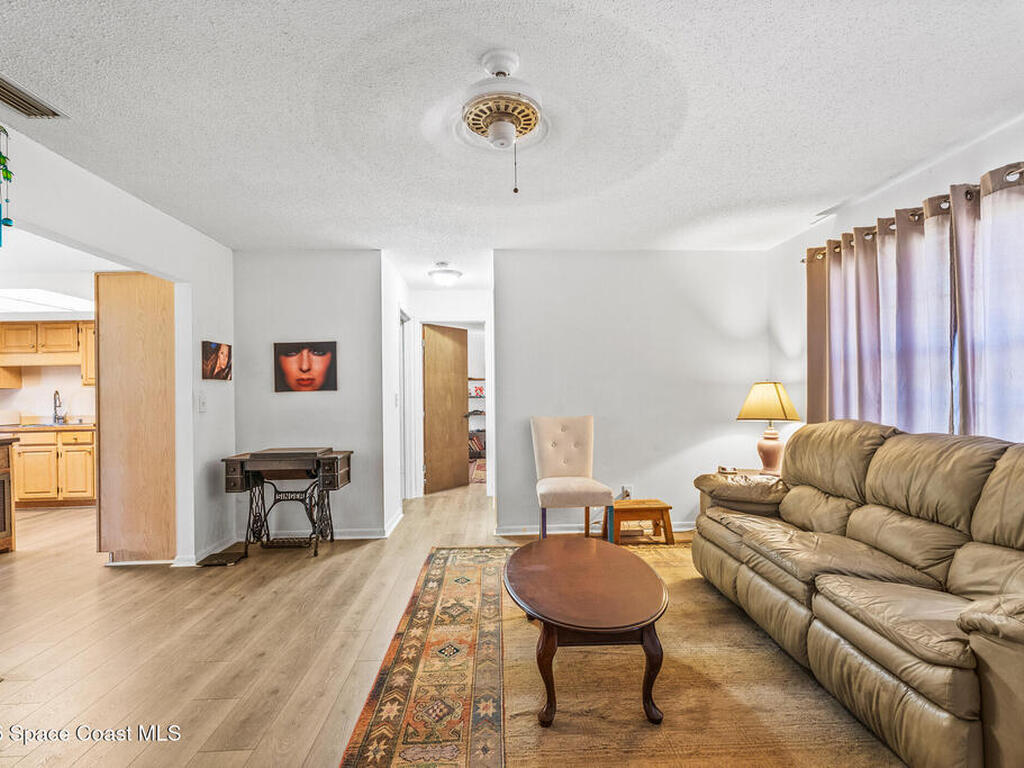 1134 37th Avenue, Vero Beach, FL 32968