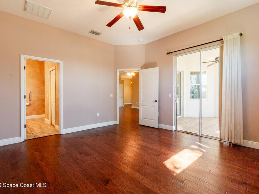 513 Hollow Glen Drive, Titusville, FL 32780