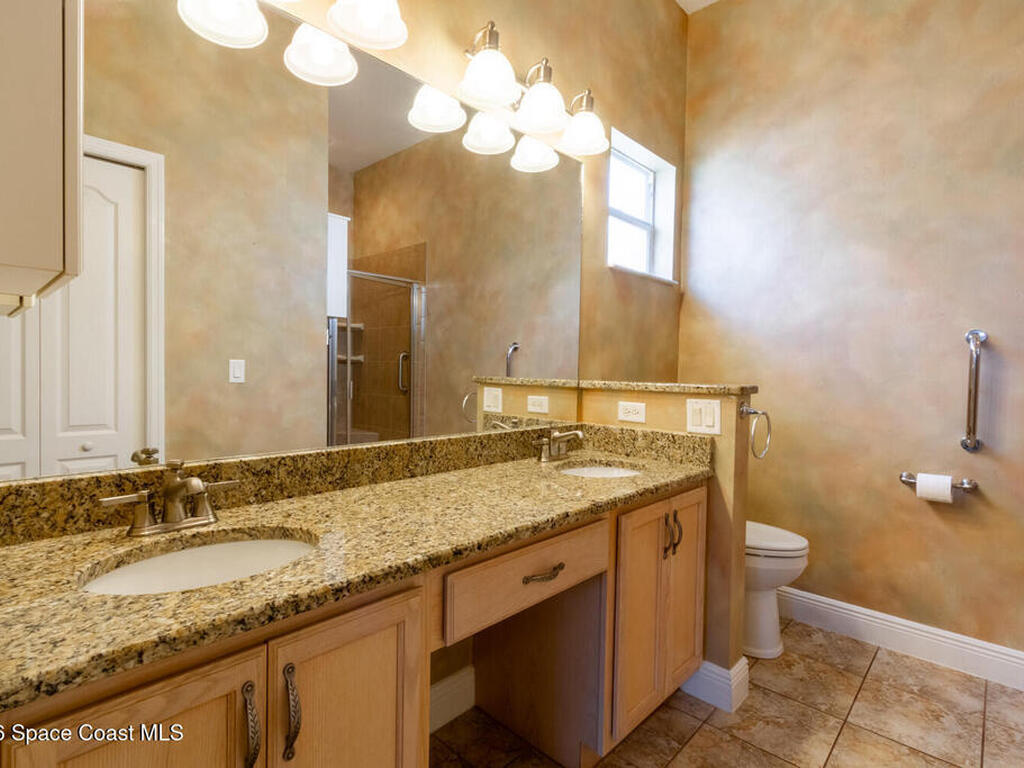 513 Hollow Glen Drive, Titusville, FL 32780