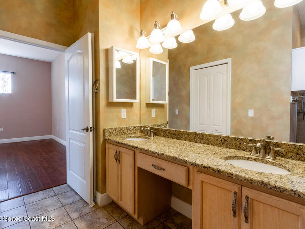 513 Hollow Glen Drive, Titusville, FL 32780