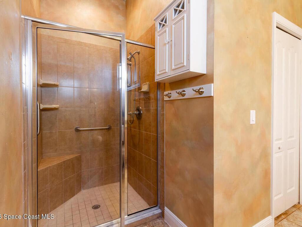 513 Hollow Glen Drive, Titusville, FL 32780