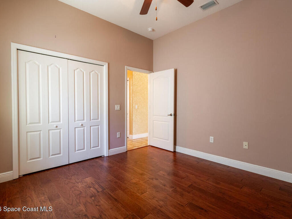 513 Hollow Glen Drive, Titusville, FL 32780