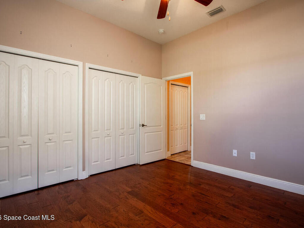 513 Hollow Glen Drive, Titusville, FL 32780