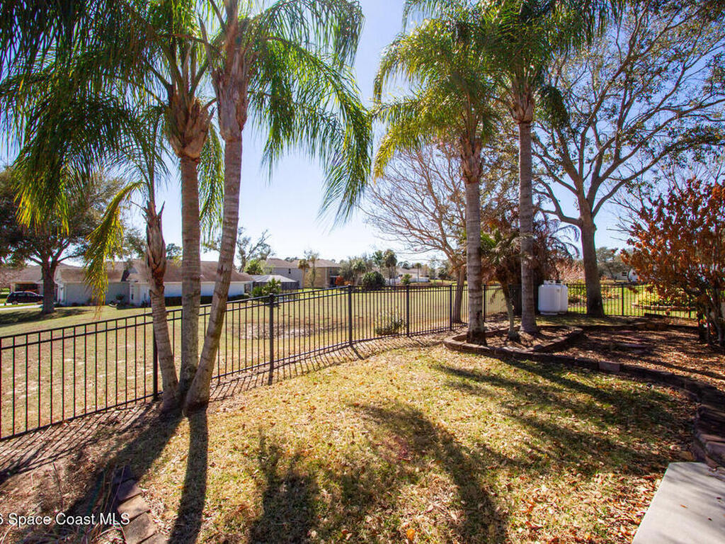 513 Hollow Glen Drive, Titusville, FL 32780