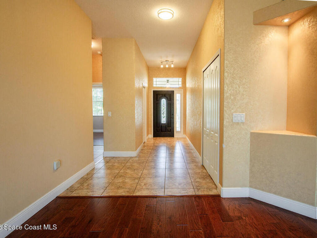 513 Hollow Glen Drive, Titusville, FL 32780