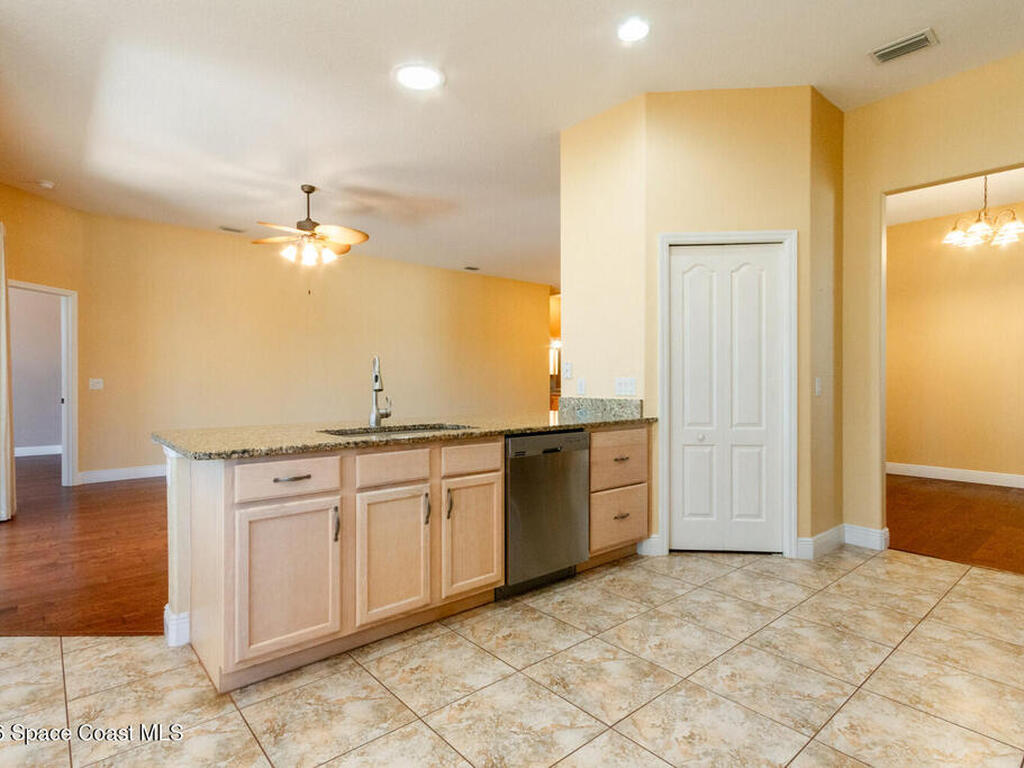 513 Hollow Glen Drive, Titusville, FL 32780