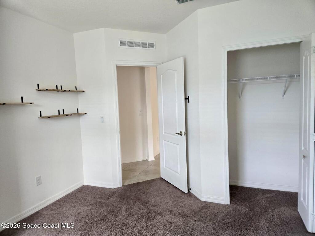 8975 102nd Avenue, Vero Beach, FL 32967