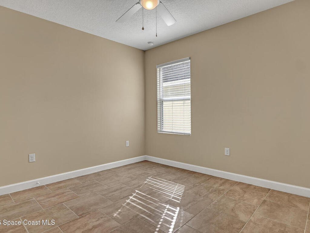 2605 Falcon Lane, Mims, FL 32754