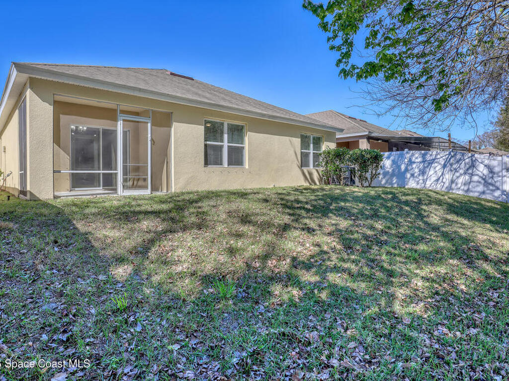 2605 Falcon Lane, Mims, FL 32754