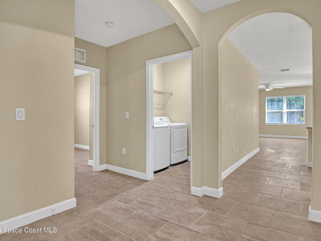 2605 Falcon Lane, Mims, FL 32754