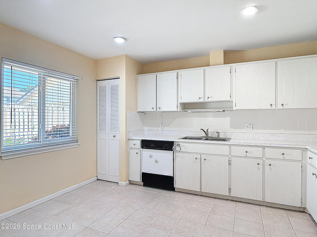 24 Stymie Lane, New Smyrna, FL 32168