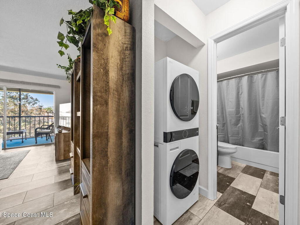 1900 Knox Mcrae Drive, Titusville, FL 32780