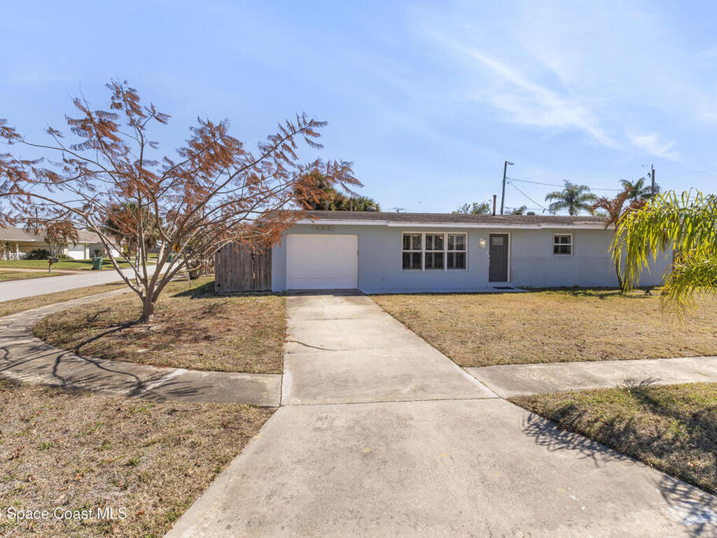 250 Harbour Drive, Indian Harbour Beach, FL 32937