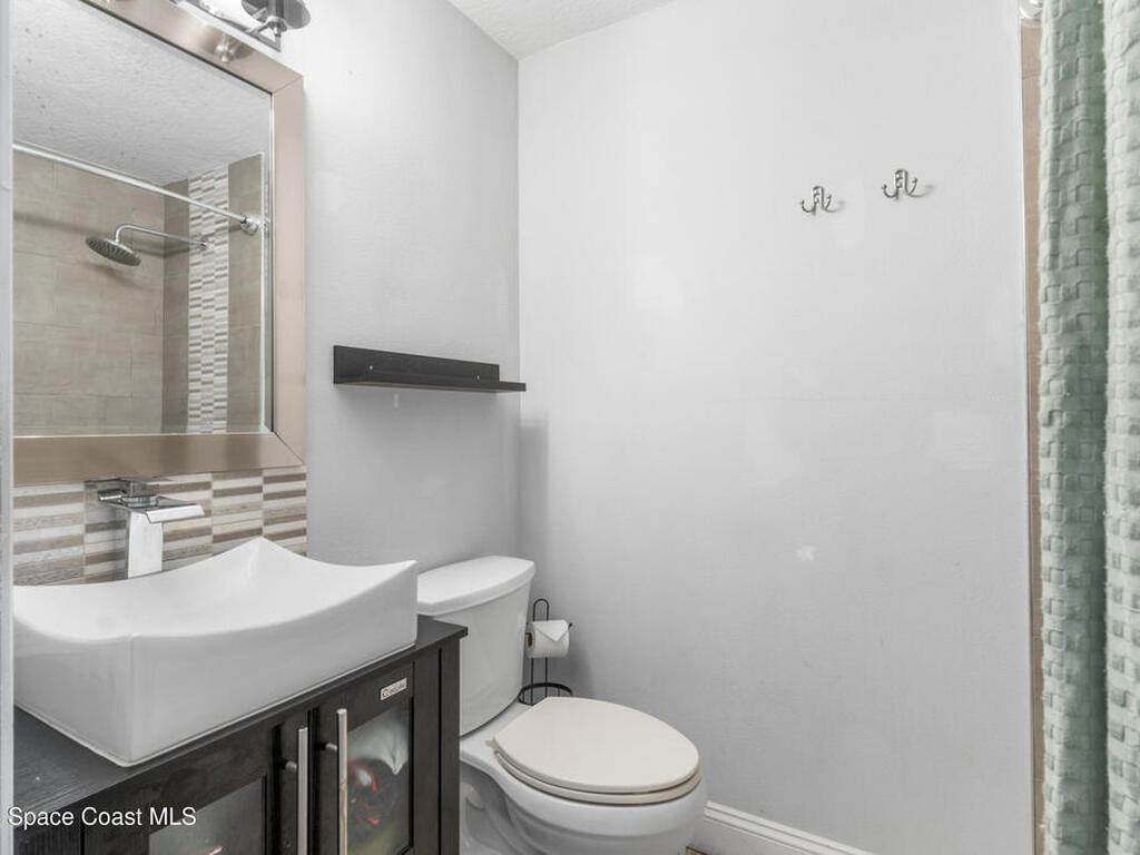 250 Harbour Drive, Indian Harbour Beach, FL 32937