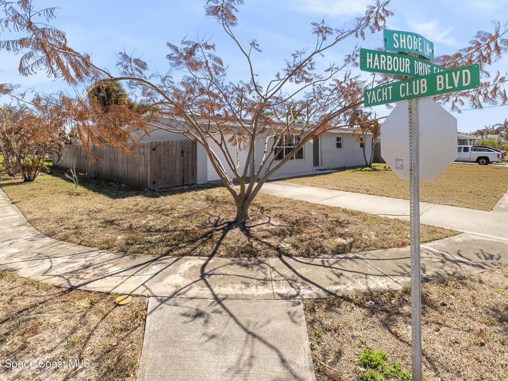 250 Harbour Drive, Indian Harbour Beach, FL 32937