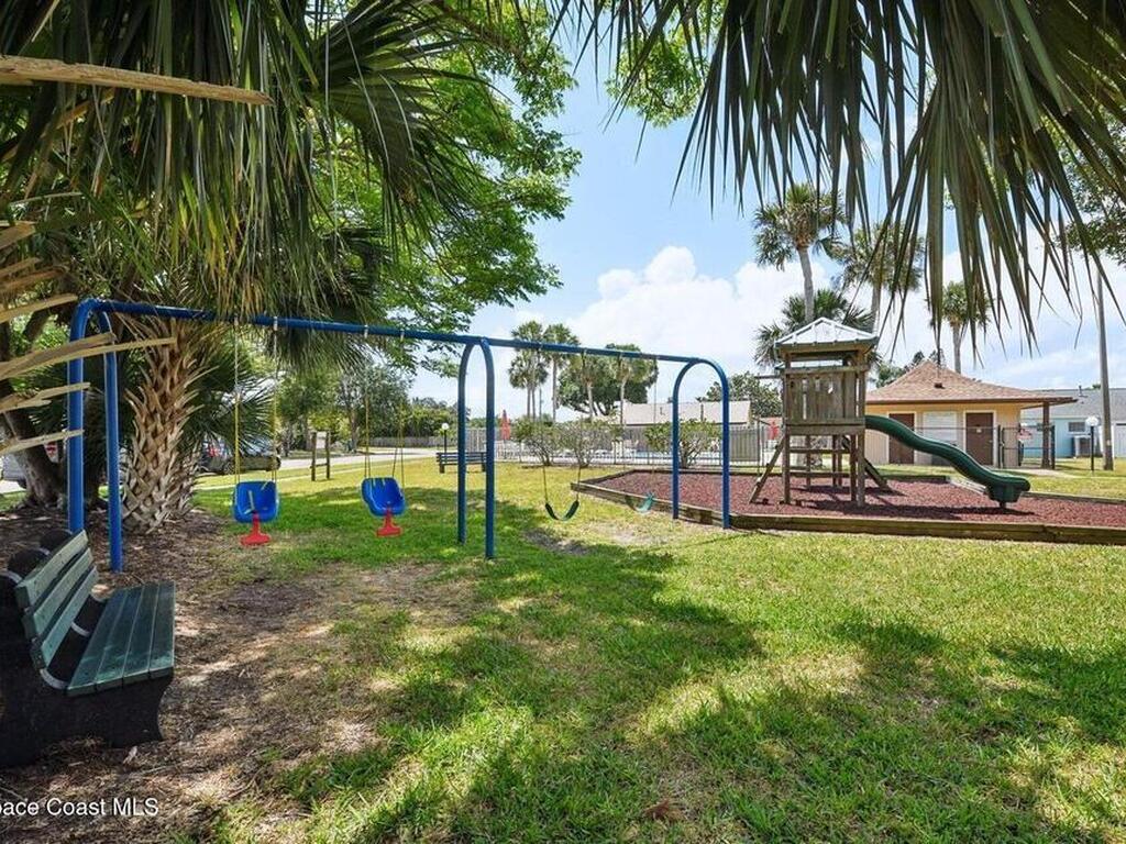 3725 Brentwood Court, Melbourne, FL 32935