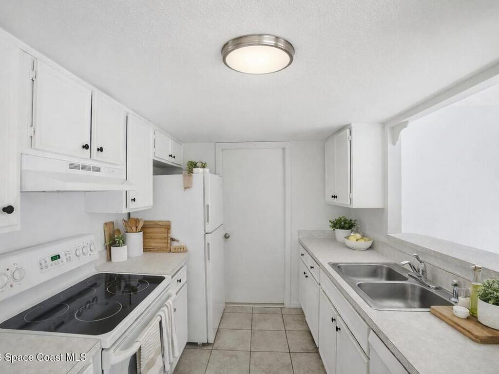 3733 W Powder Horn Road, Titusville, FL 32796