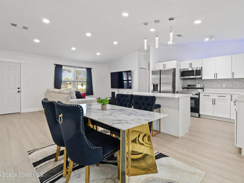 292 Trilby Road, Palm Bay, FL 32908