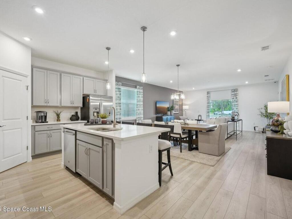 3345 Viridian Circle, Melbourne, FL 32904