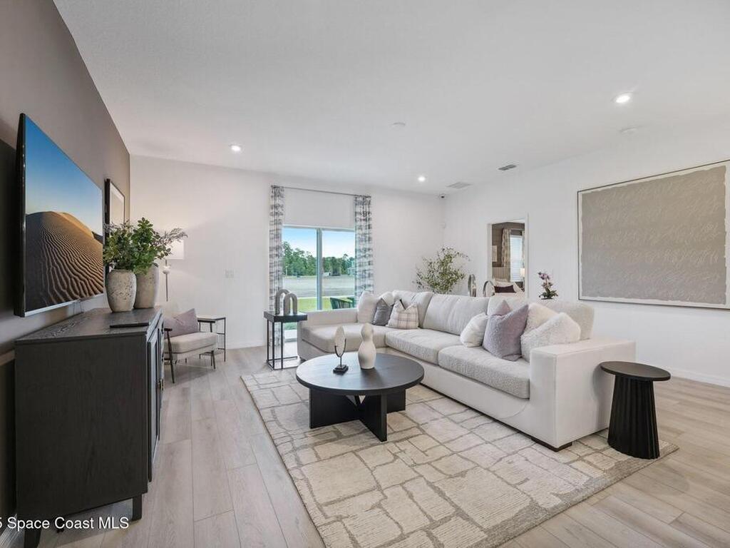 3345 Viridian Circle, Melbourne, FL 32904