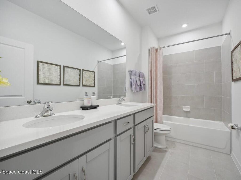 3345 Viridian Circle, Melbourne, FL 32904