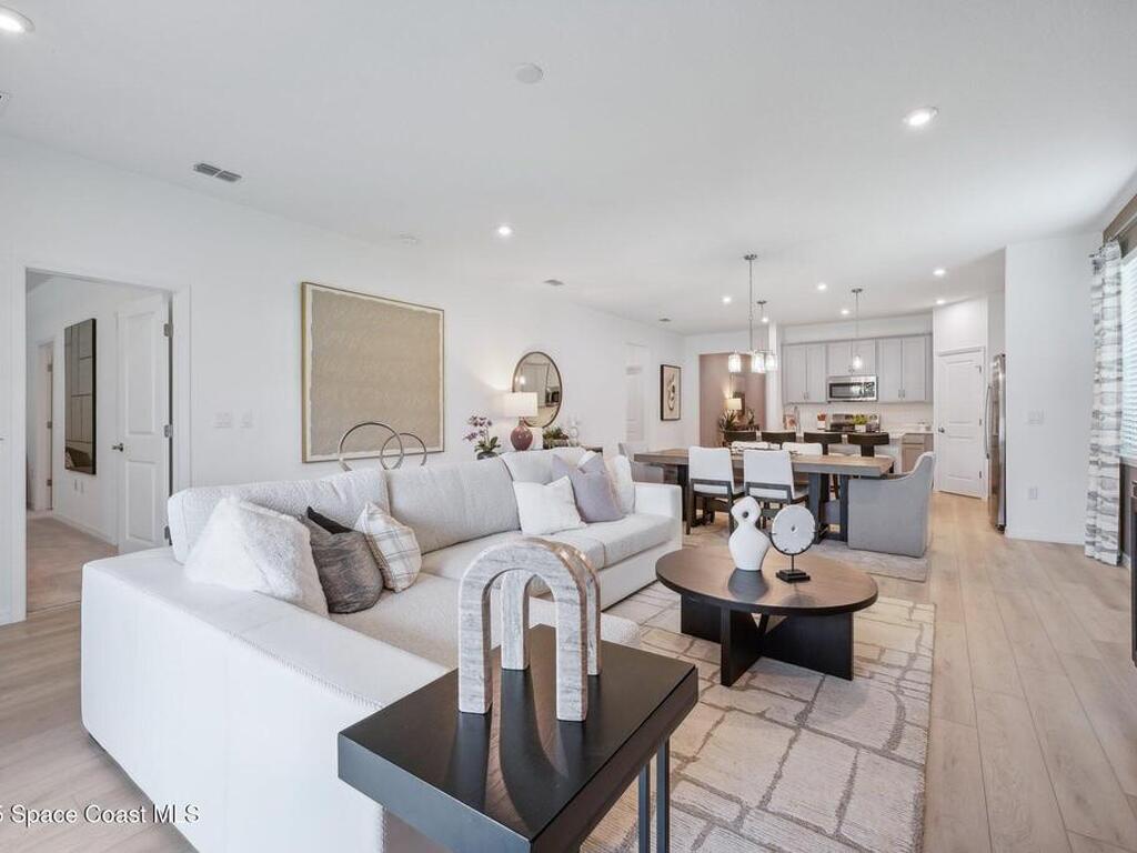 3345 Viridian Circle, Melbourne, FL 32904