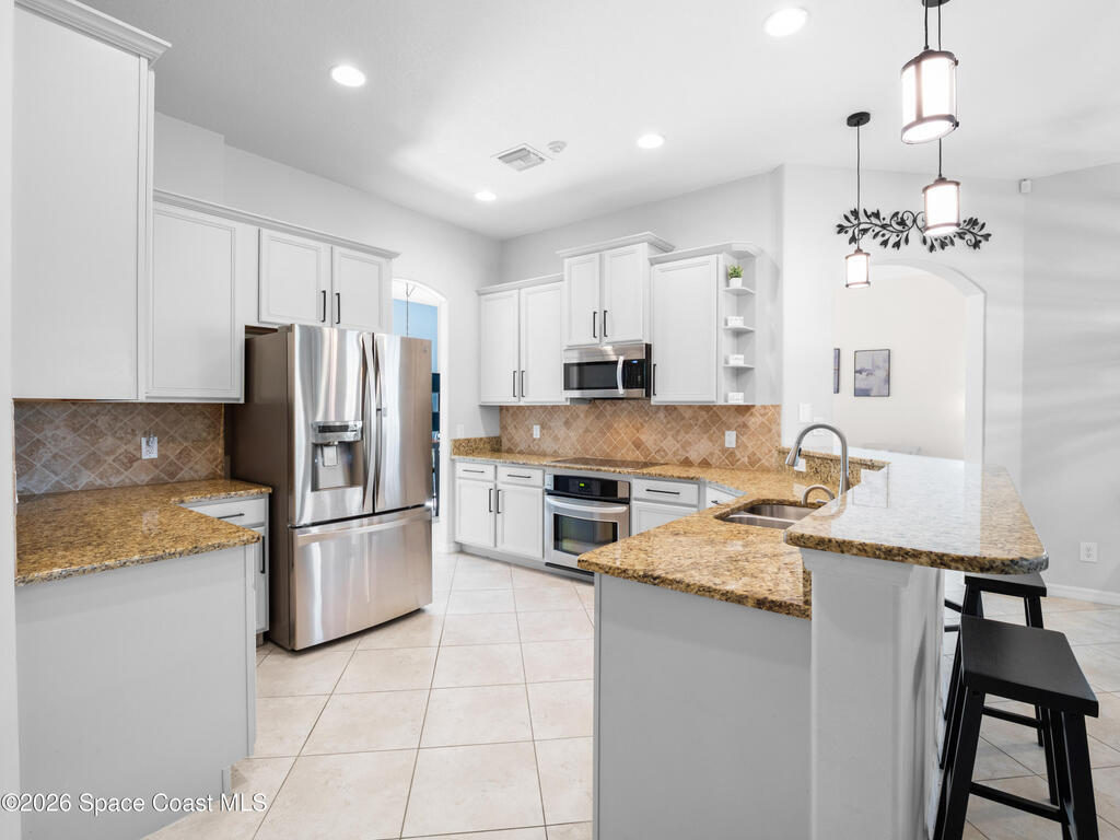 1848 Se Windbrook Drive, Palm Bay, FL 32909