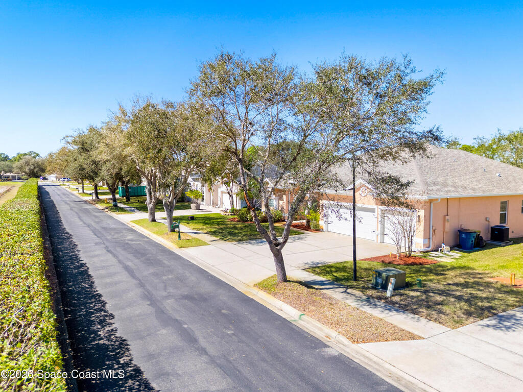 1848 Se Windbrook Drive, Palm Bay, FL 32909