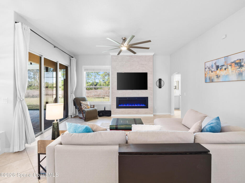 1848 Se Windbrook Drive, Palm Bay, FL 32909