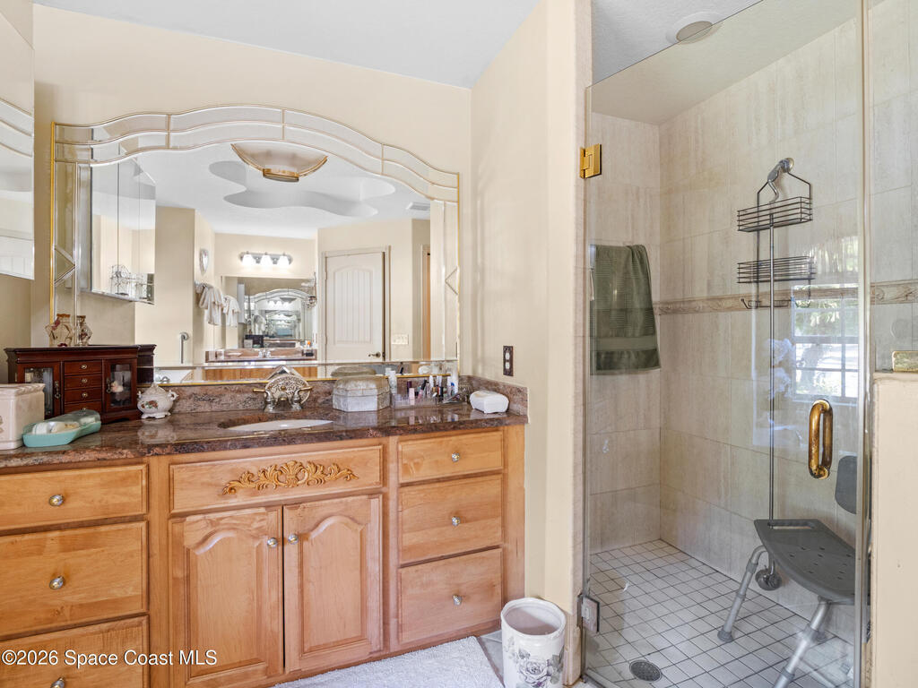 882 Palo Alto Street, Palm Bay, FL 32909