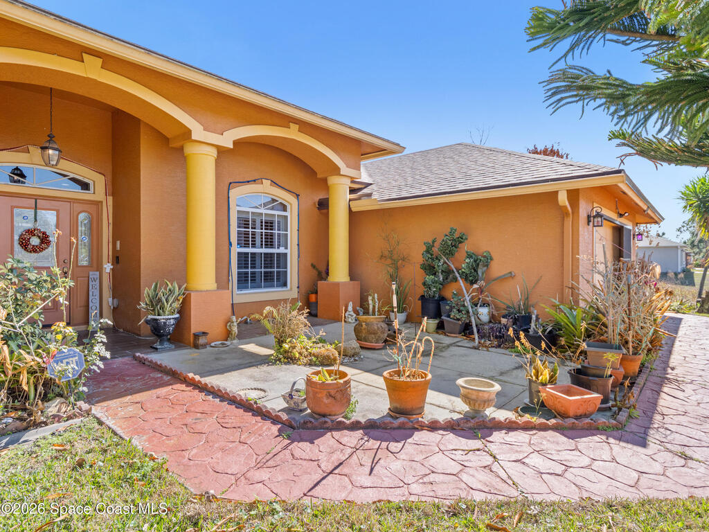 882 Palo Alto Street, Palm Bay, FL 32909